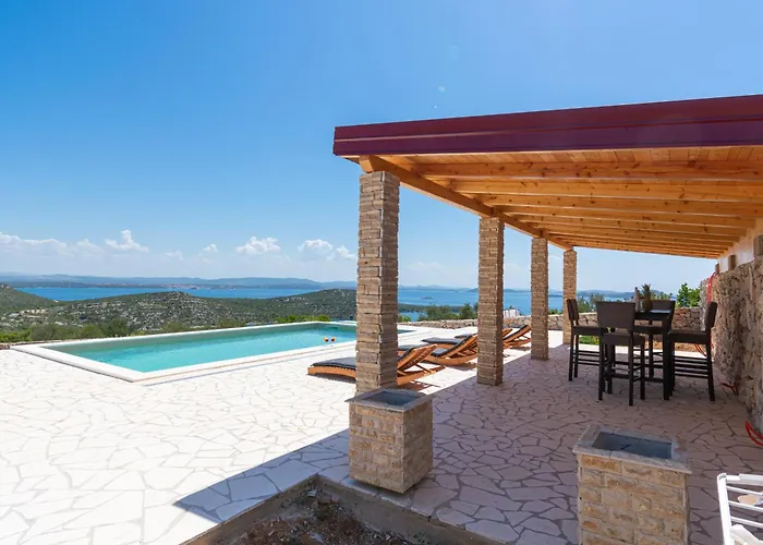 Family Friendly House With A Swimming Pool Cove Triluke, Pasman - 13577 Vikendica Tkon