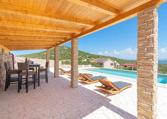Family Friendly House With A Swimming Pool Cove Triluke, Pasman - 13577 Vakantiehuis *