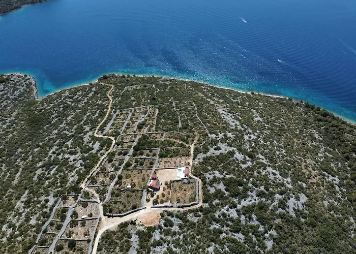 Family Friendly House With A Swimming Pool Cove Triluke, Pasman - 13577 *