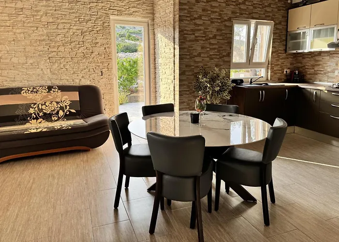 Family Friendly House With A Swimming Pool Cove Triluke, Pasman - 13577 Сasa de vacaciones *